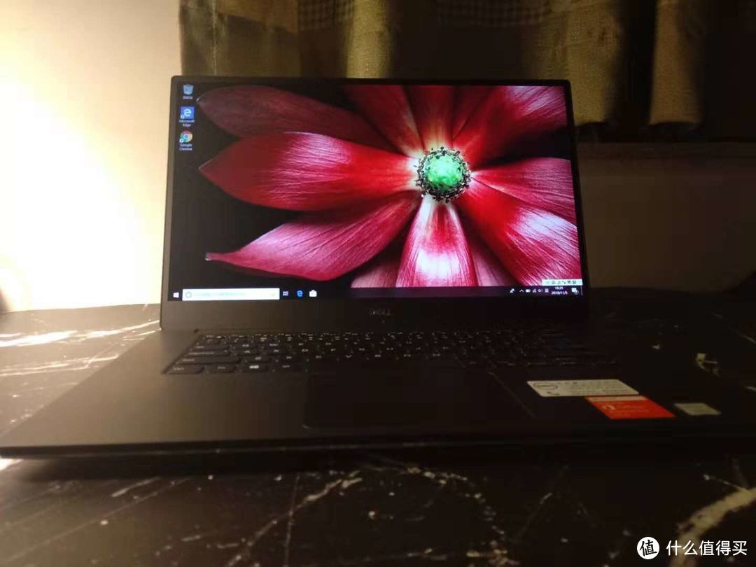 11.11低价入手XPS 15，谈谈它的一条缝吧！