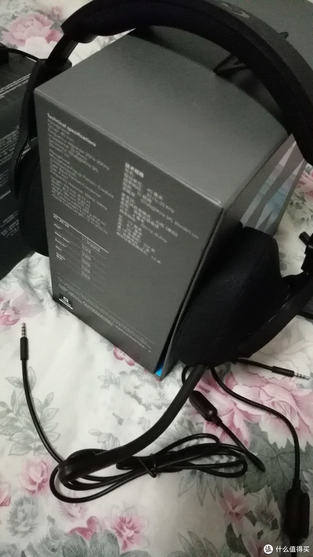 不专业评论人评金士顿 HyperX 暴风+AMP 虚拟7.1线控声卡 对比罗技G433