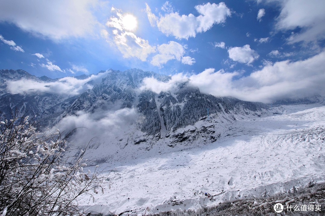 海螺沟保姆级攻略，近距离看雪山冰川、泡温泉，九寨沟关闭了还可以来这~