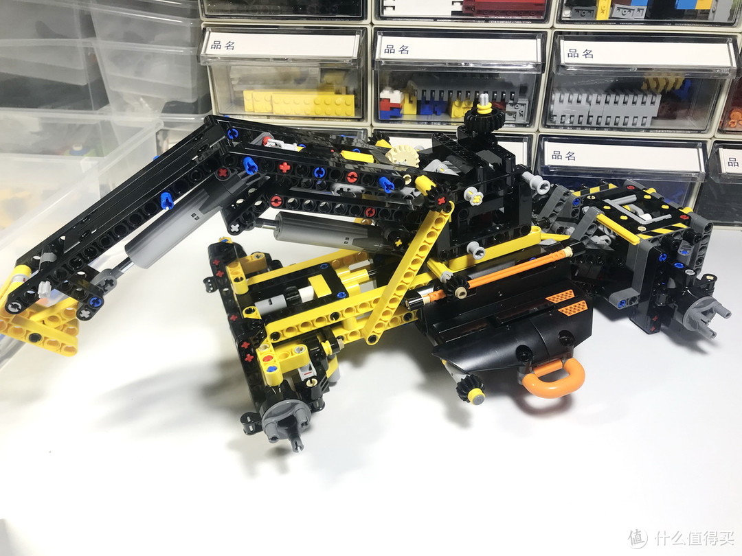 LEGO 乐高 拼拼乐 篇176：未来与现代的结合：42081 沃尔沃 ZEUX 概念式装载机