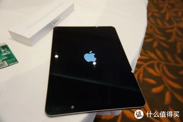 新款2018版iPad Pro 11寸开箱及一日使用报告