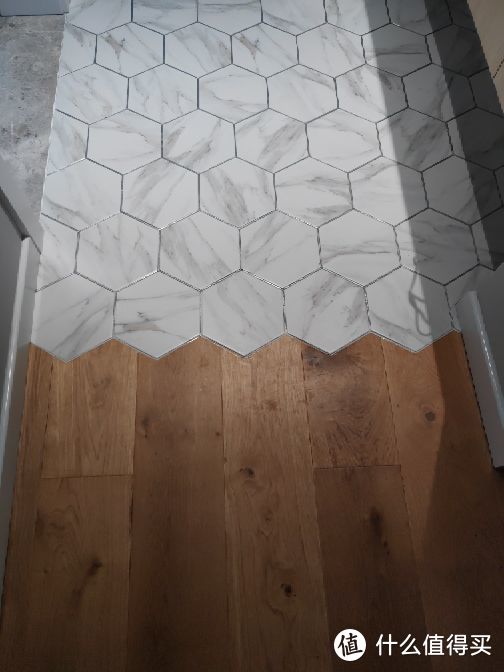 瓷砖地板直接，瓷砖薄贴