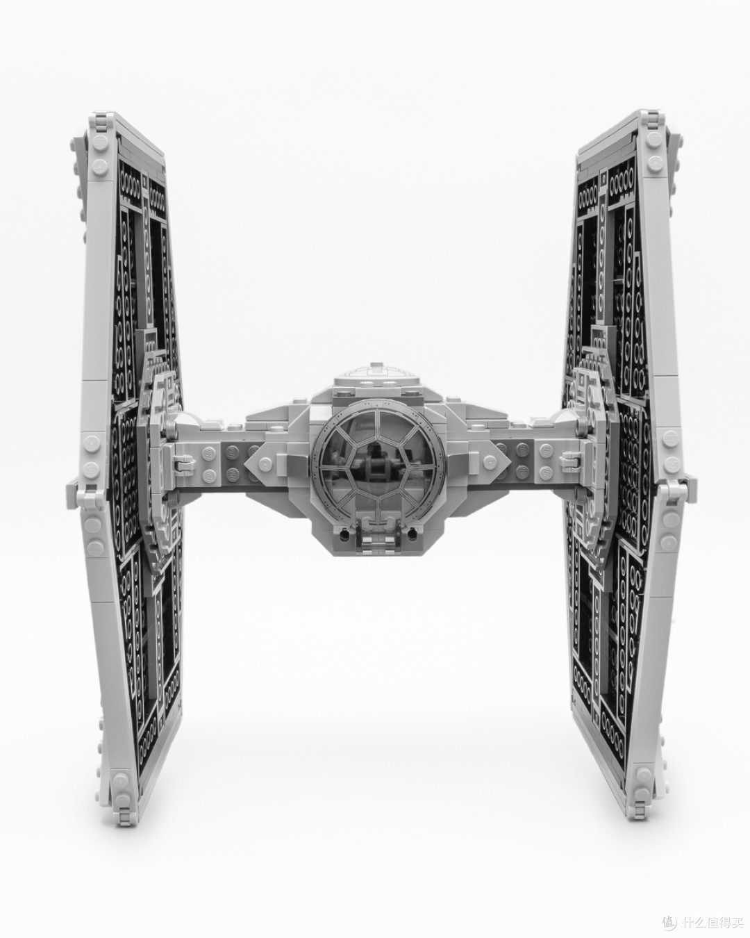 什么叫经典出一次买一次就是它乐高星球大战系列75211帝国tie战机套装