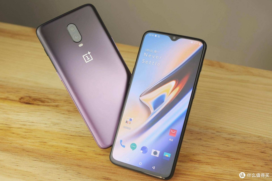 号称oppo r17s的一加6t可能最大的槽点就是太像oppo,但是一加的核心