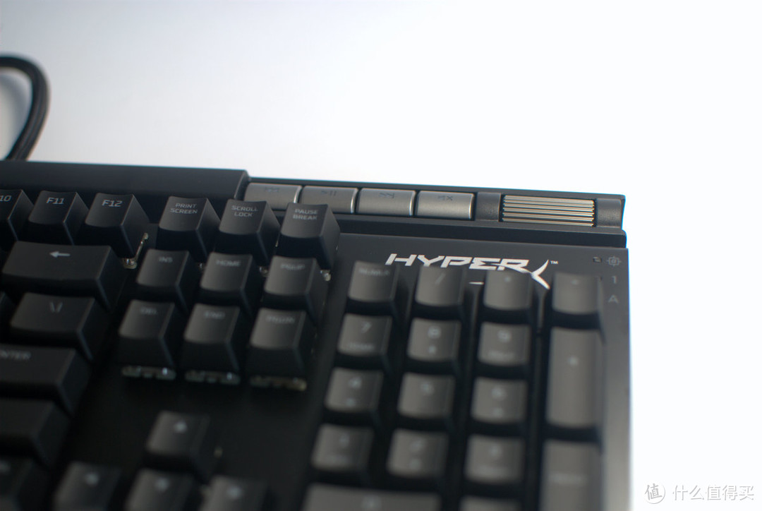 shera爸的拆解评测十九：HyperX阿洛伊精英版RGB机械键盘