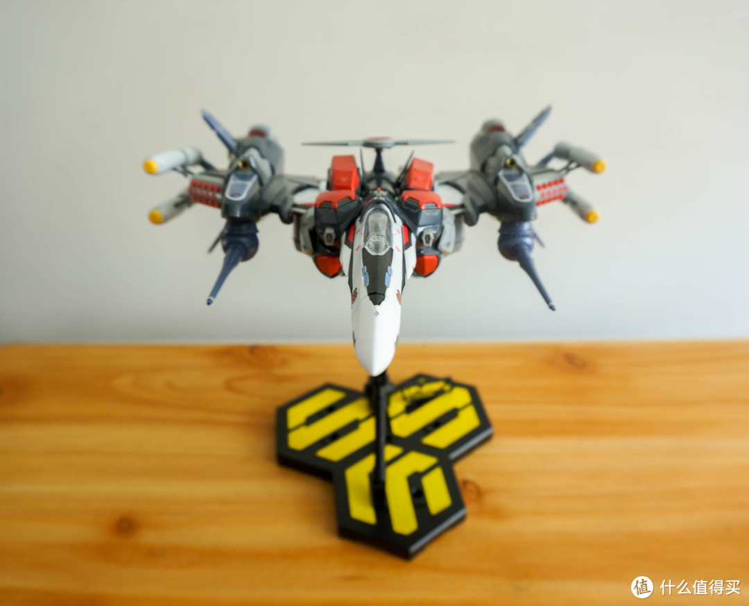 Bandai 万代 超时空要塞 1:72 VF-25F 全装备重装型/阿鲁特机专用模型晒单！