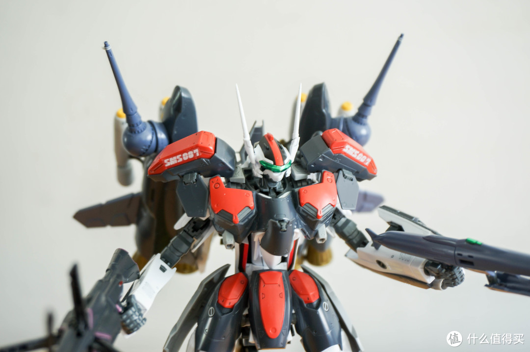 Bandai 万代 超时空要塞 1:72 VF-25F 全装备重装型/阿鲁特机专用模型晒单！