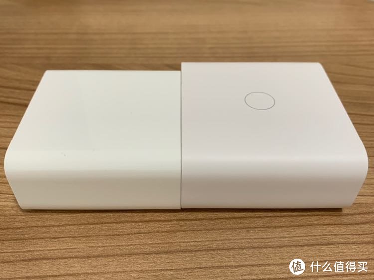 左：小米65w    右：紫米65w