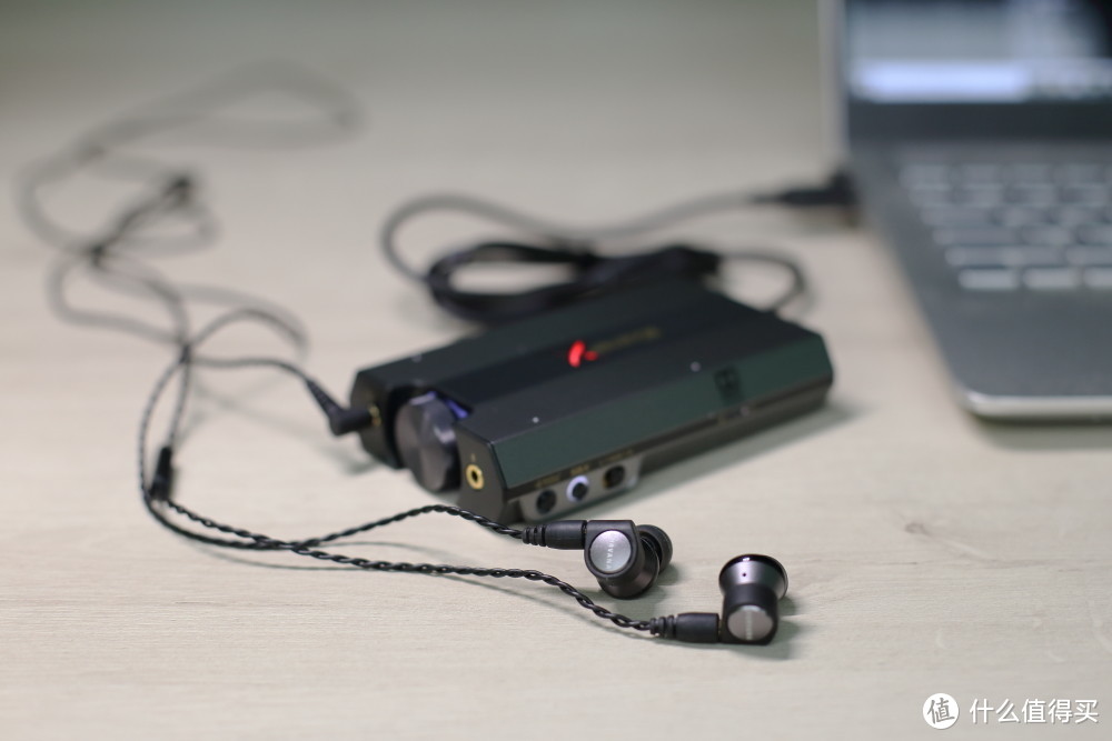 瞬间全方位提升你的音效——创新Sound BlasterX G6体验