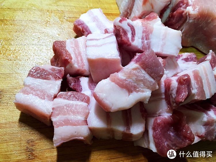 带你吃肉的老阿姨系列：冬令进补，来年打虎之红烧肉