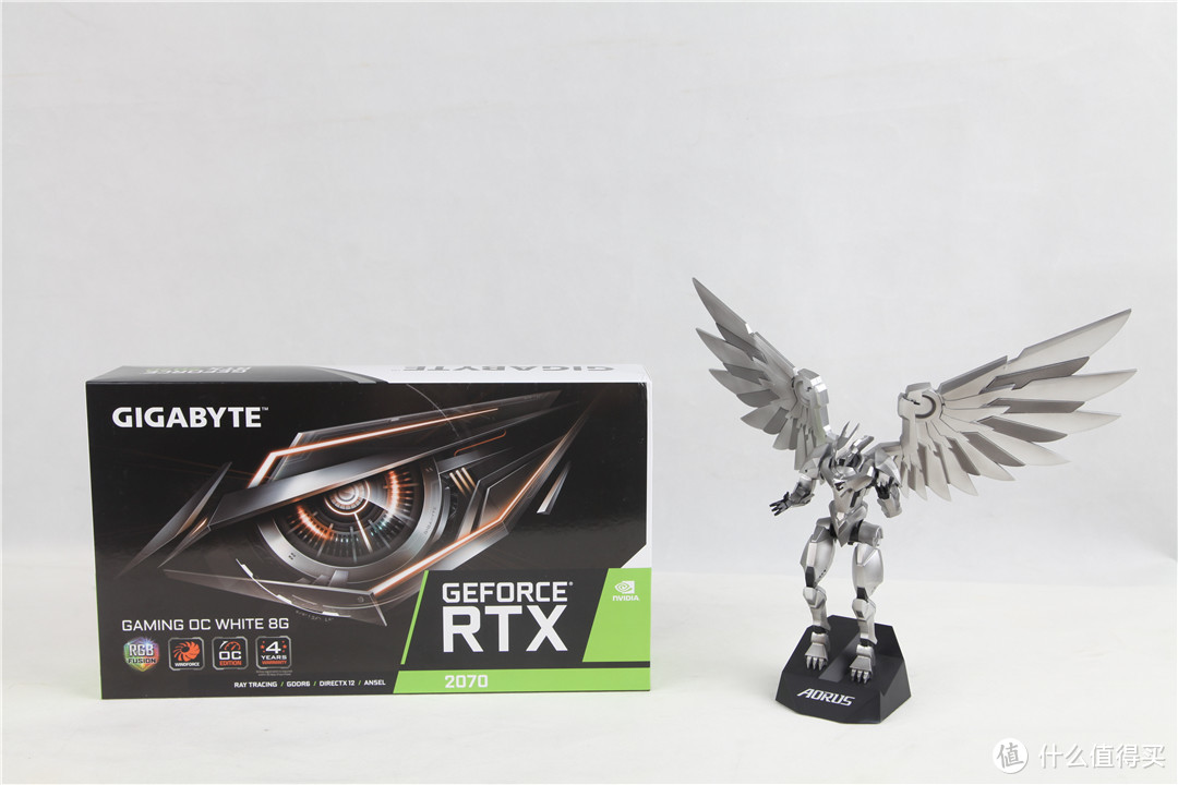 精绝的做工，“燃气灶”买它最合适—技嘉 RTX 2070 Gaming OC WHITE 8G显卡开箱首晒