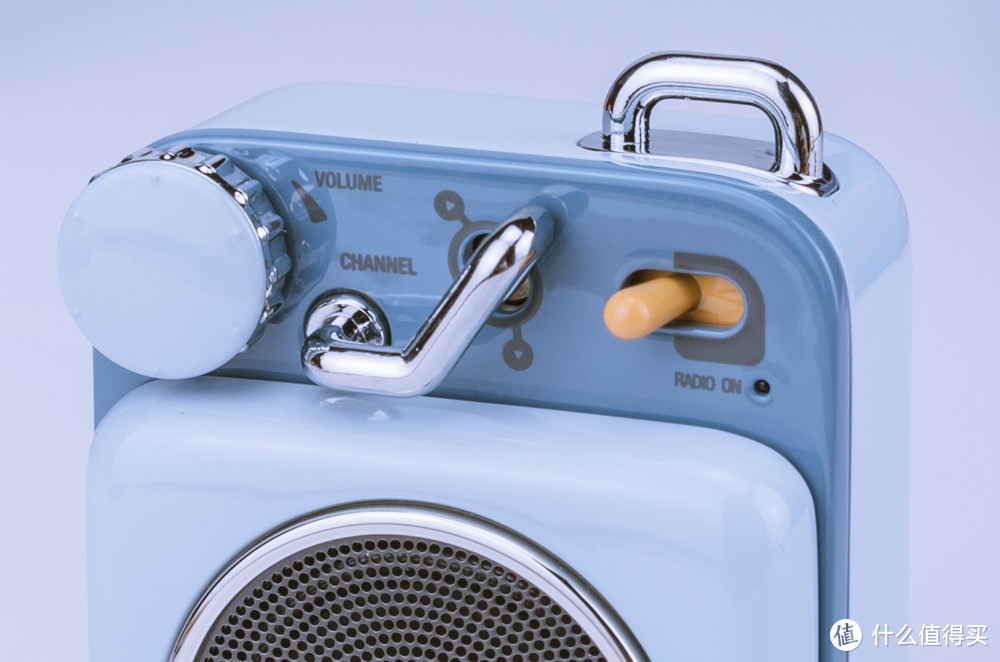 猫王原子唱机：做工精致的小玩物，音质表现能否令人满意？