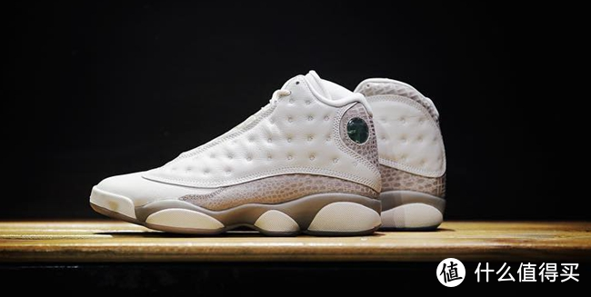 奢华质感，除了熊猫，还可以是巨蟒—Air Jordan 13 WMNS “Phantom”