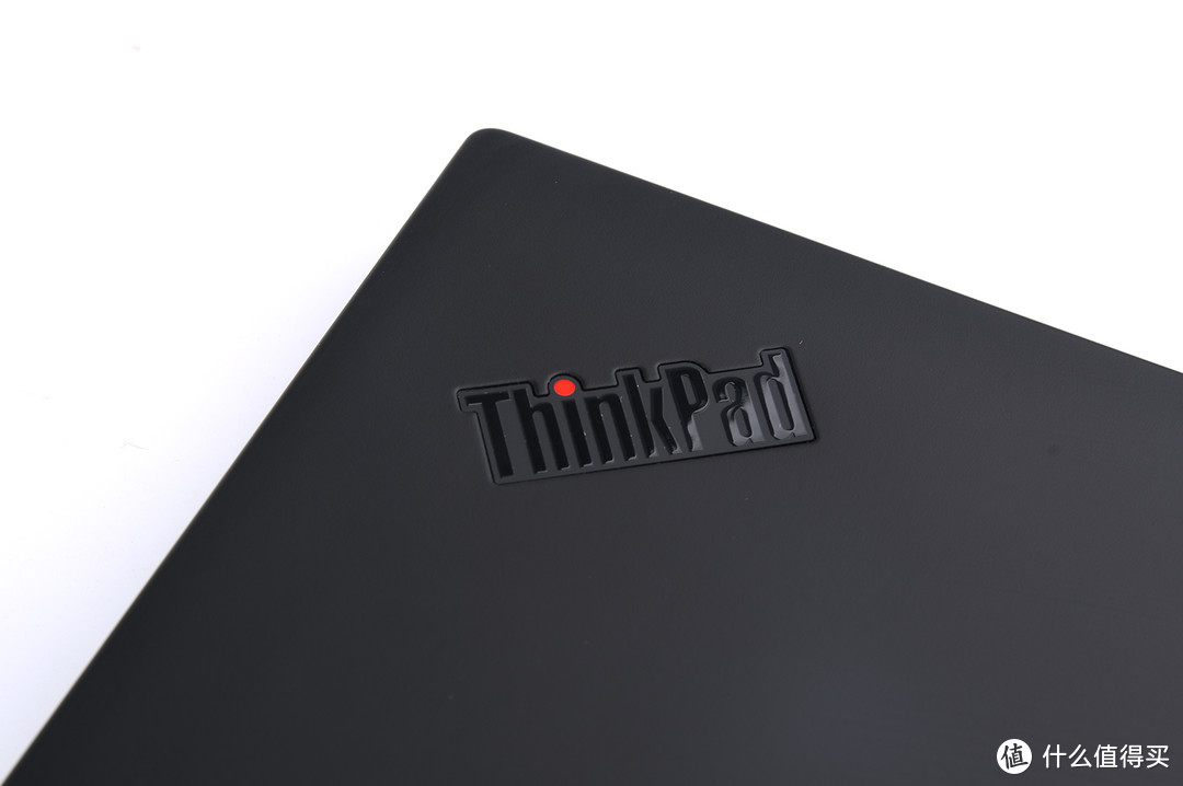 P系列灵魂附体？ThinkPad X1隐士(X1 Extreme)评测