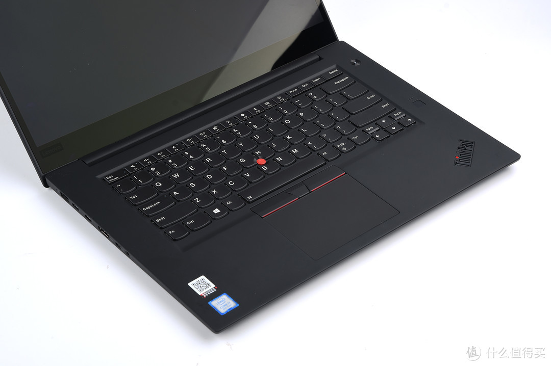 P系列灵魂附体？ThinkPad X1隐士(X1 Extreme)评测