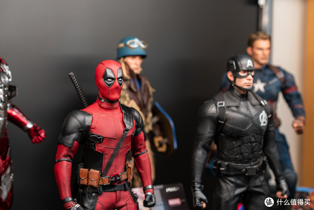 我就是贱，你来打我呀！Hot Toys 死侍 Deadpool 2.0 开箱