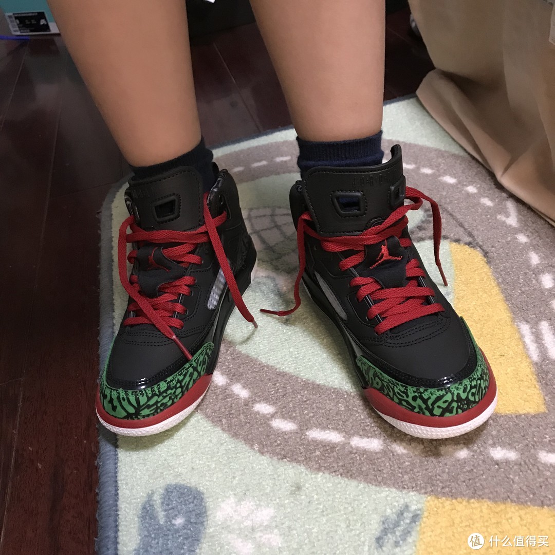 AIR JORDAN SPIZIKE 儿童篮球鞋