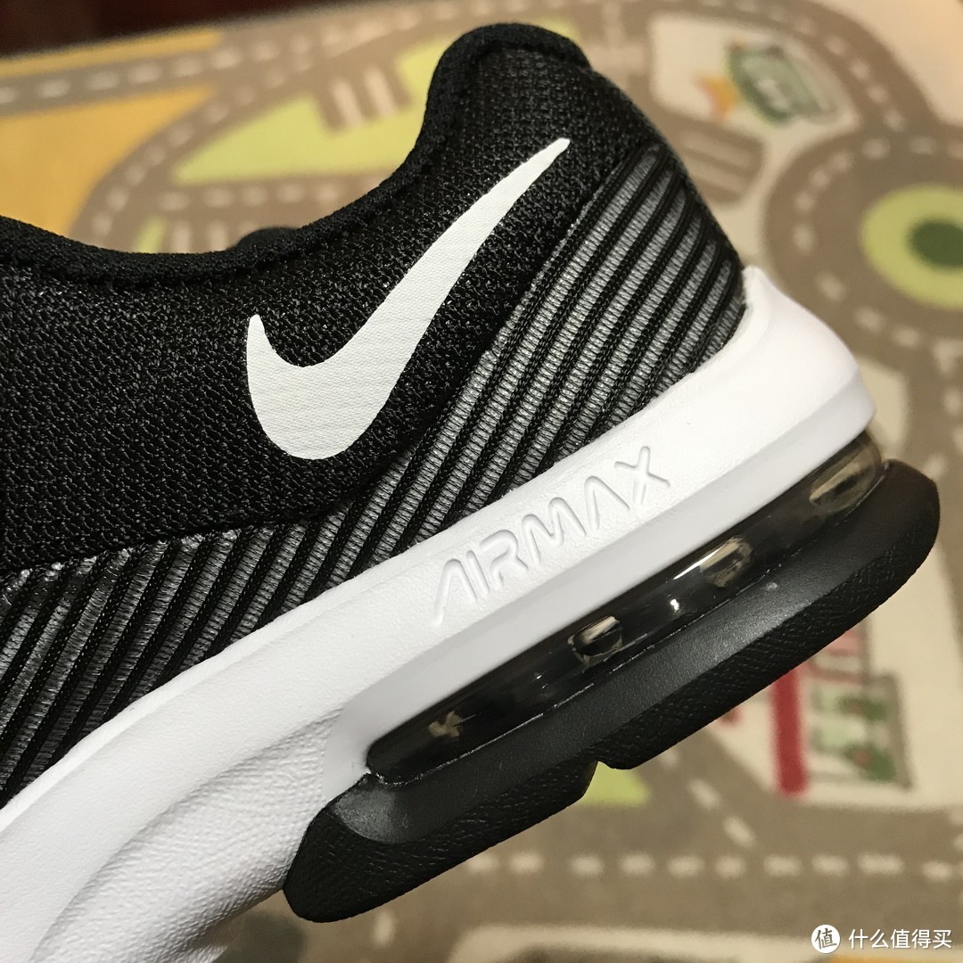 NIKE 耐克 AIR MAX ADVANTAGE 2