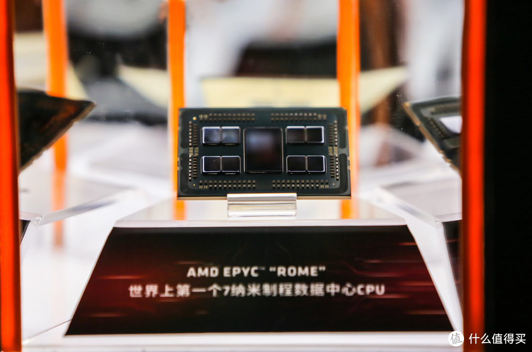 Zen 2和PCIe 4.0如期而至：AMD 7nm产品 亮相国内峰会