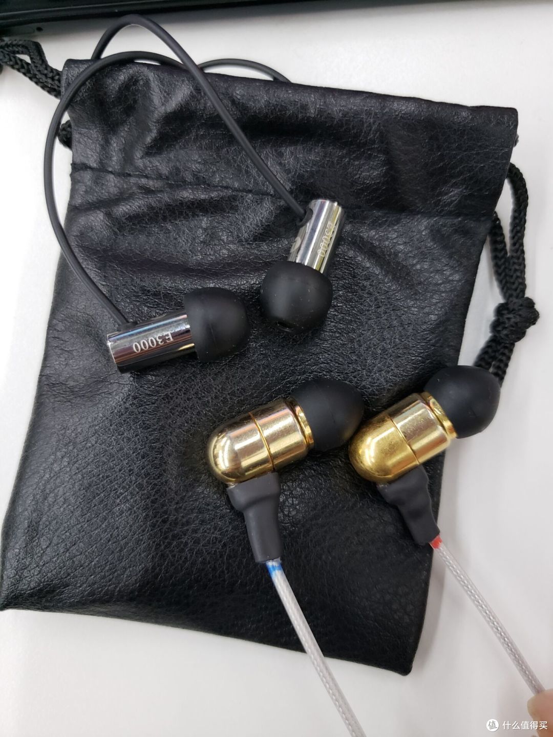 没钱也阻挡不了我对finale3000耳机的喜爱