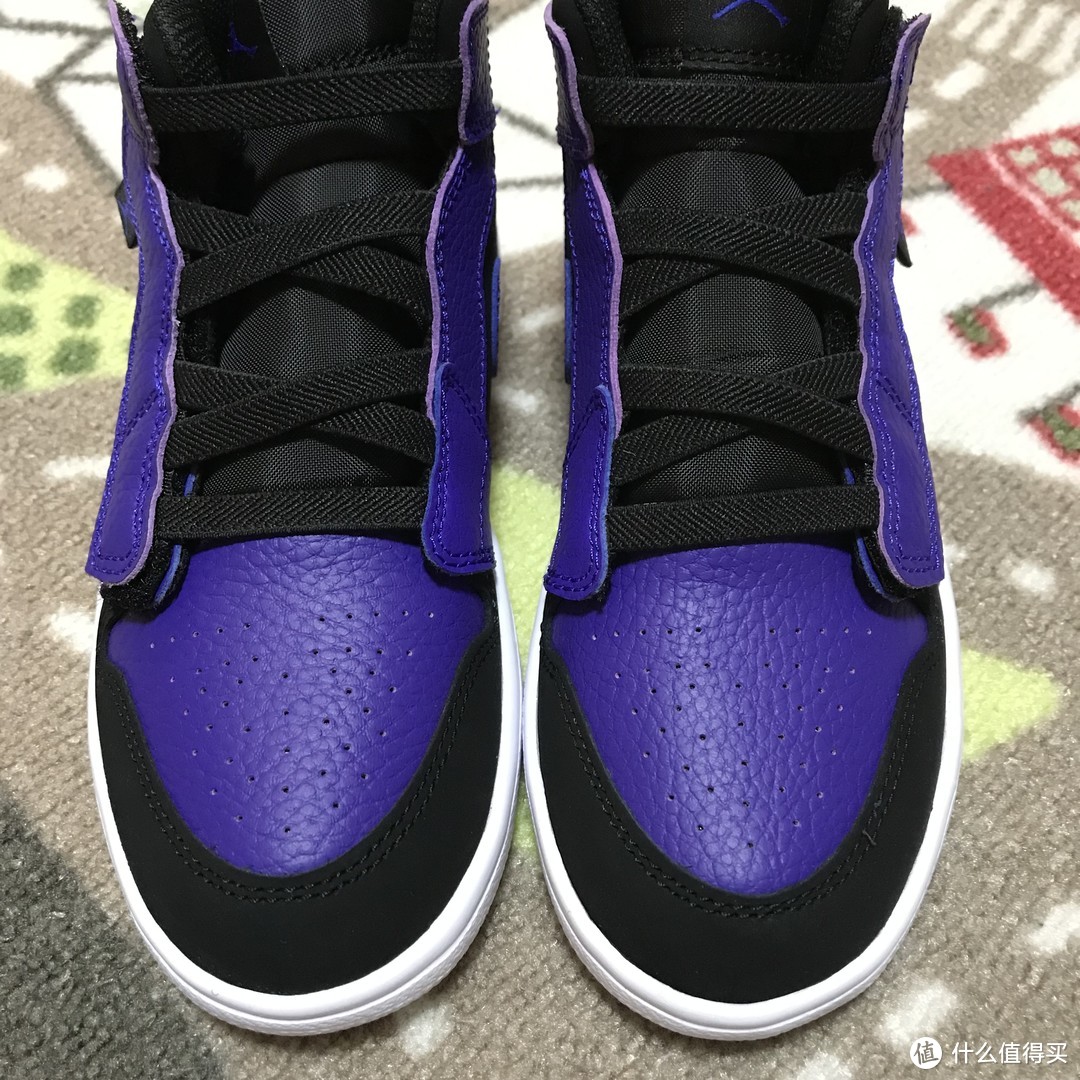 AIR JORDAN 1 MID ALT儿童篮球鞋