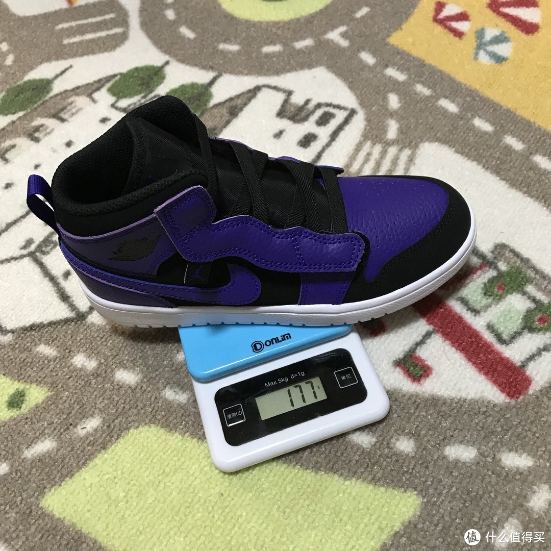 AIR JORDAN 1 MID ALT儿童篮球鞋