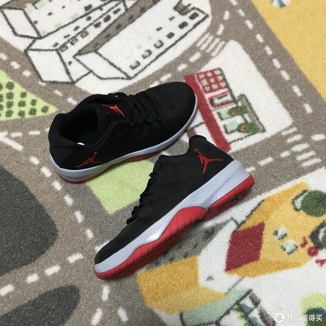 轻弹！AIR JORDAN B. FLY儿童篮球鞋