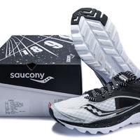 圣康尼 Saucony Kinvara 7 跑鞋开箱展示(尺码|脚感|鞋标|鞋垫)
