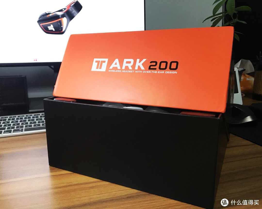 插哪都行！？TRITTON ARK方舟200无线游戏耳机开箱评测