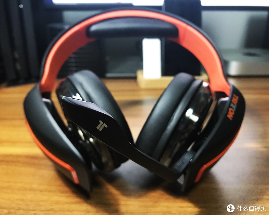 插哪都行！？TRITTON ARK方舟200无线游戏耳机开箱评测