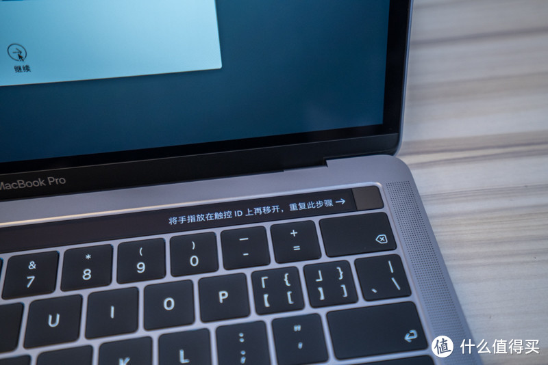 告别笨重的小黑，迎接新的小灰：2018款 MacBook Pro 13.3英寸笔记本电脑晒单