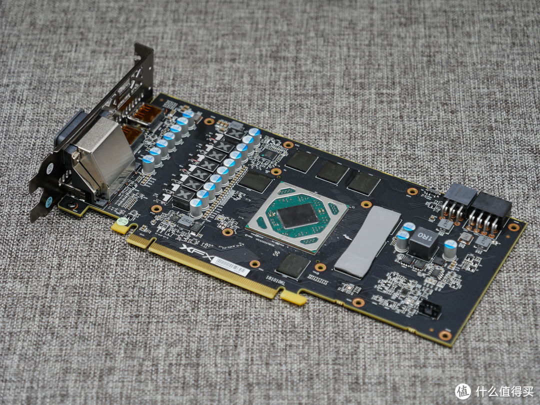 北极星又双叒出新——Xfx RX590 肥宅版对比测试