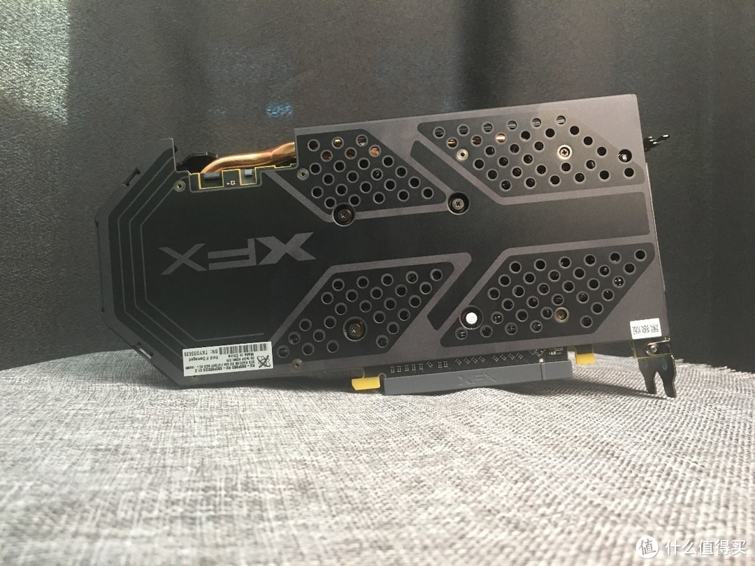 迟到的12nm工艺，XFX RX590开箱