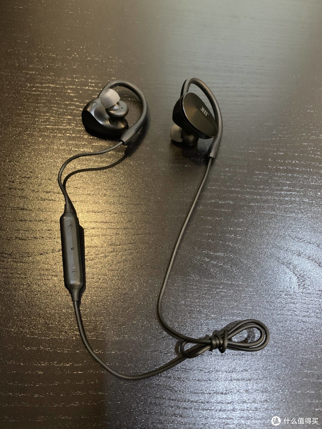 意外之喜——JEET X 勇士限量版蓝牙耳机使用小结