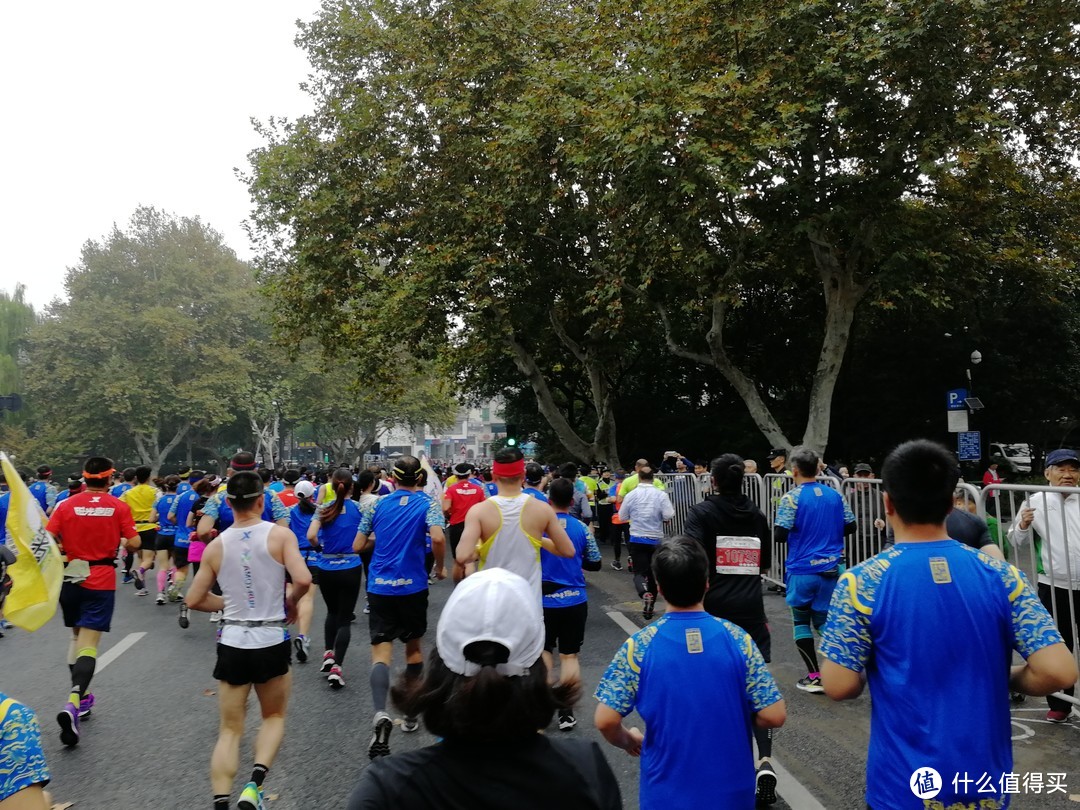 跑过风景跑过你—2018.11.4杭州马拉松