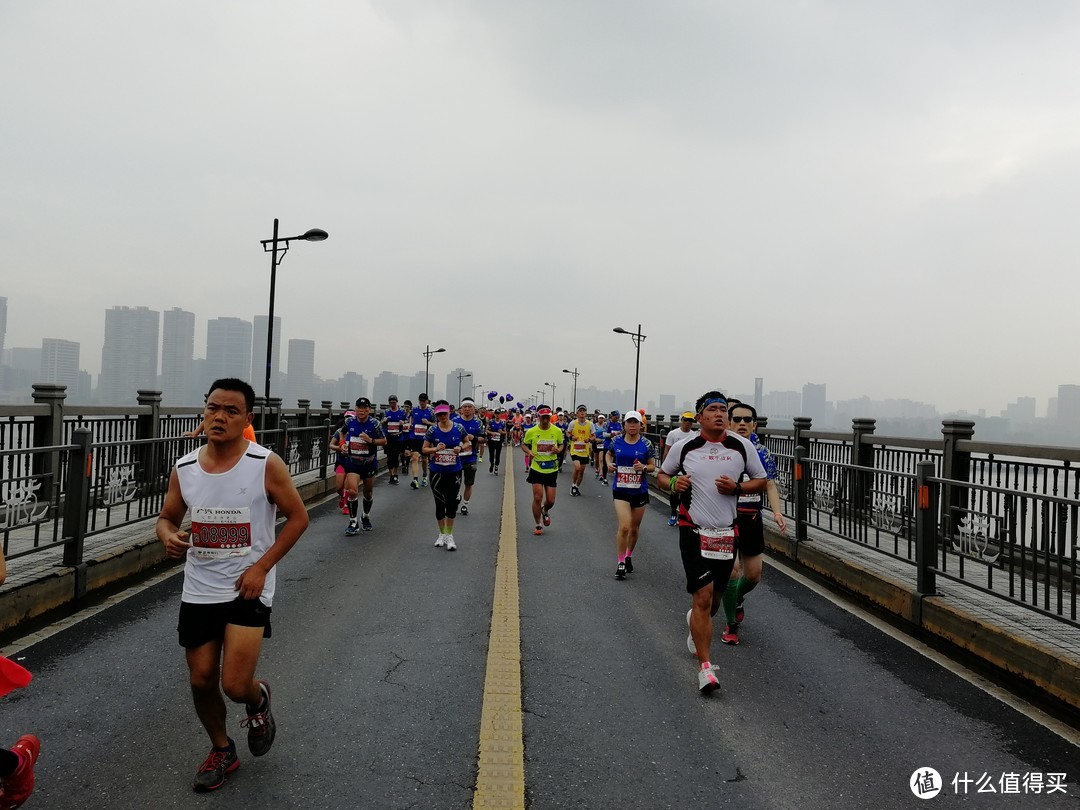 跑过风景跑过你—2018.11.4杭州马拉松