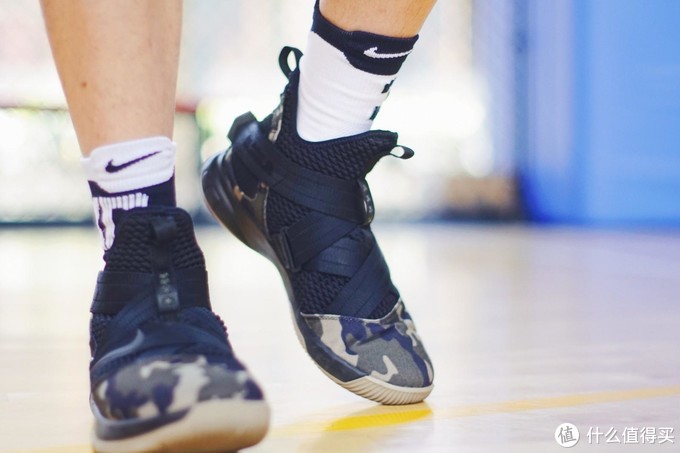 lebron soldier 12 low