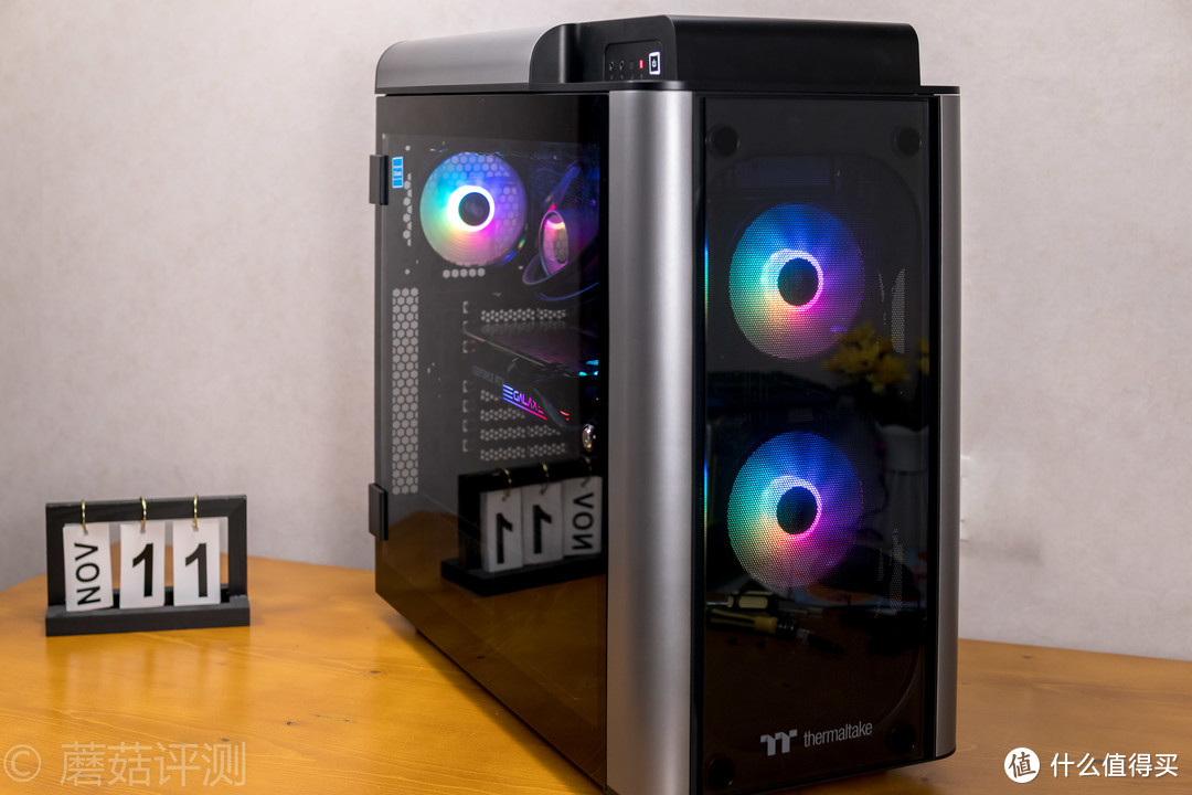 用料足斤足量、空间巨大且利用灵活——Tt（Thermaltake）Level 20 GT 黑色 全塔机箱