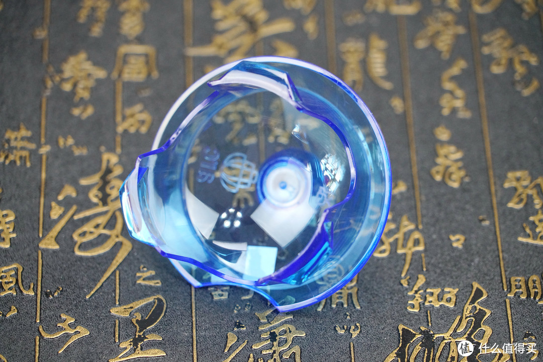 都什么时代了，还玩变色杯？LUMIARC 乐美雅 诺卡变色杯+冰蓝 凝彩水具5件套