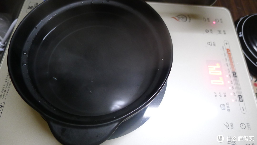 NITORI 电磁炉可用土锅 和 几件小物