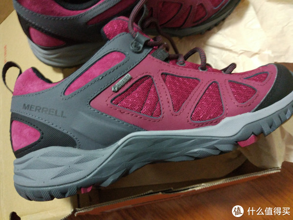 还是看中GTX的防水性能