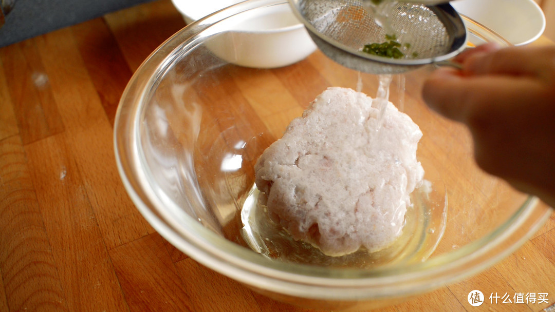 黄鱼肉做面条，鱼骨熬汤，简单的原料鲜到爆炸