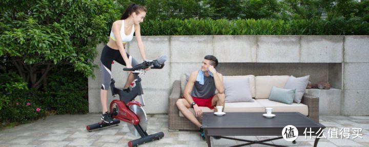 跑步机椭圆机单车哪个更适合室内锻炼？