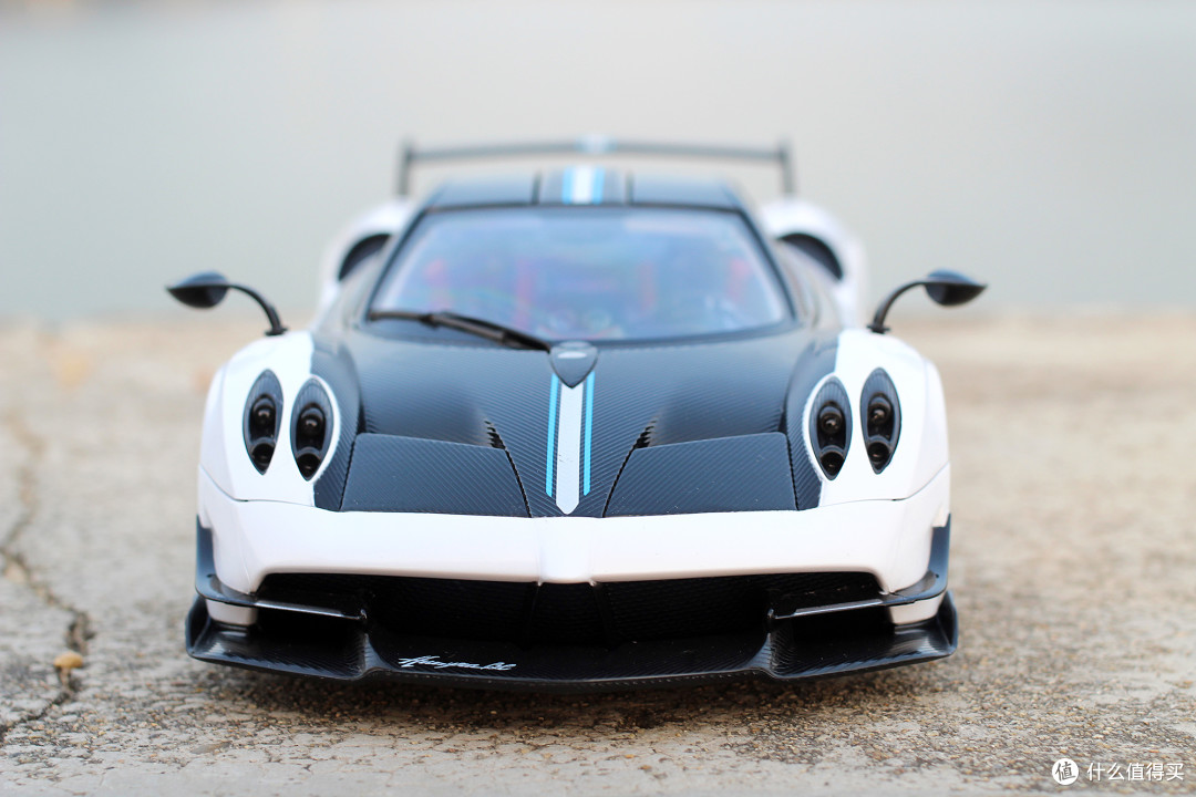 全身碳纤意大利超跑pagani帕加尼风神bc浓缩成星辉114遥控车