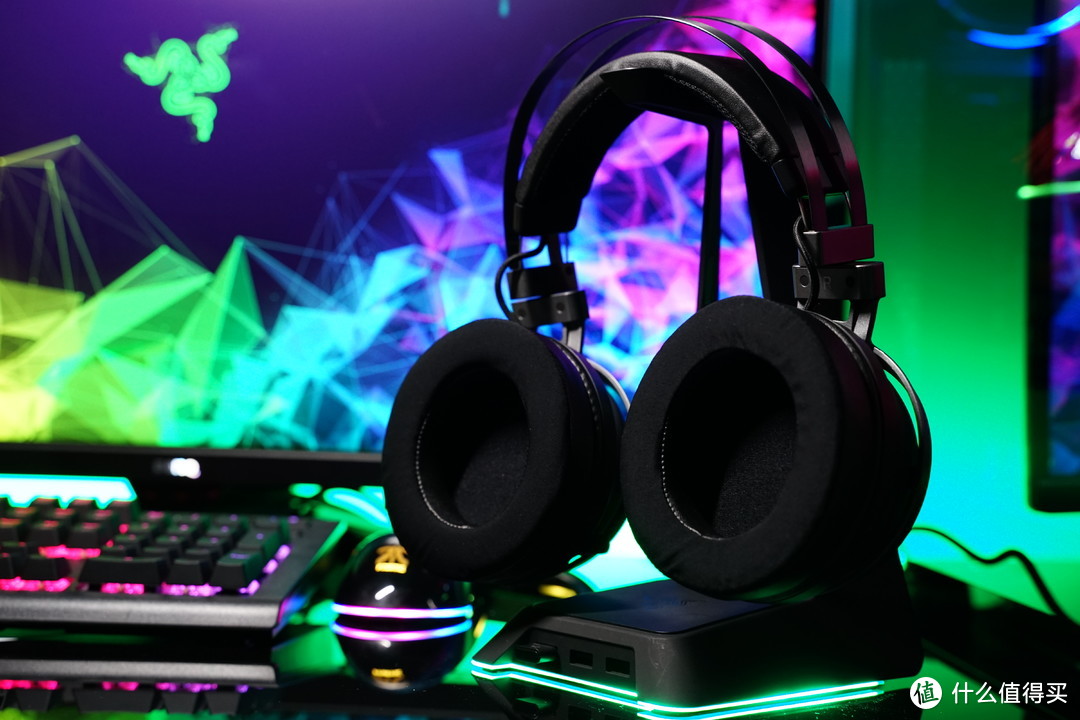 耳膜SPA——Razer Nari Ultimate影鲛终极版THX头戴式7.1声道超感无线电竞游戏耳麦