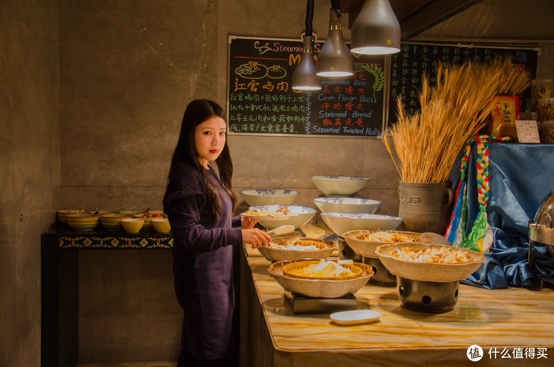试吃试睡 第6期：大胃王挑战赛，在淡淡的藏香中品味西藏饭店（附真人兽）
