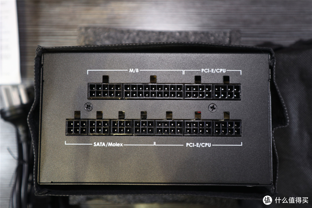安钛克 HCG650 全模组电源 开箱