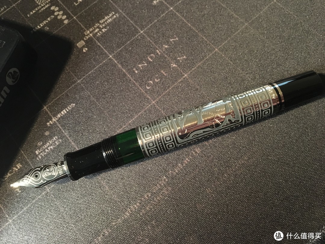 笔身上的鹈鹕鸟—百利金M910钢笔