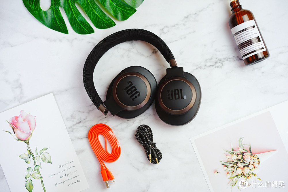 是蓝牙耳机，更是AI智能耳机—JBL LIVE650BT评测