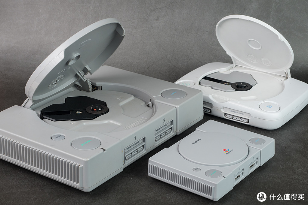 重返游戏：致敬传奇系列 PlayStation Classic开箱